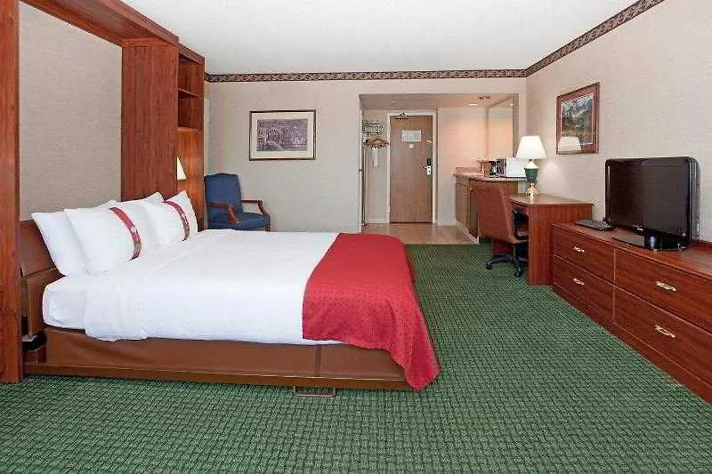 Plaza Hotel Denver Central